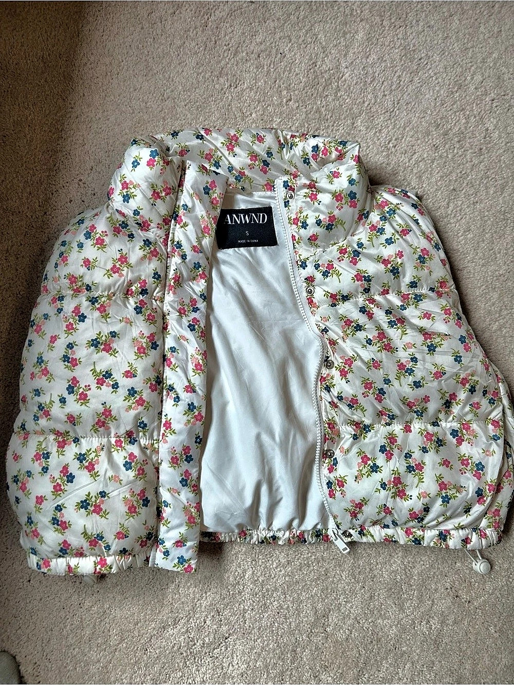 ANWD Floral Puffer Vest in White & Pink Like New